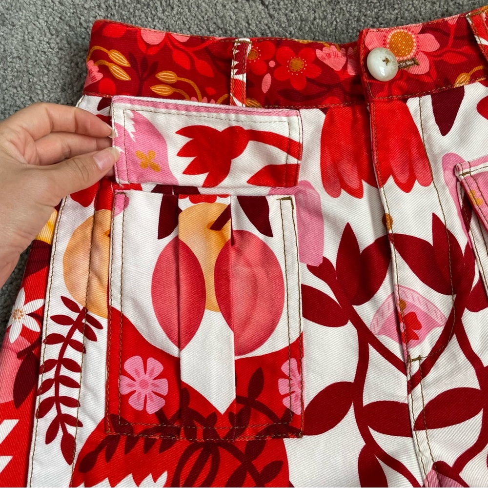 Farm Rio Romantic Orchard Floral Red Women's Shorts - Picture 2 of 8
